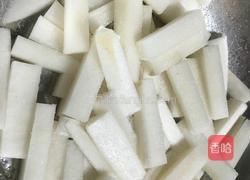 爽口萝卜的做法图解3