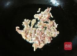 榨菜炒肉丝的做法图解3