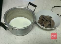 巧克力慕斯蛋糕10寸的做法图解3