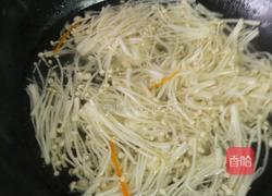 香辣金针菇的做法图解1