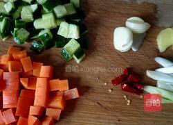 虾仁三丁的做法图解2