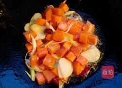 虾仁三丁的做法图解4