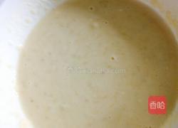 香蕉鸡蛋卷的做法图解1