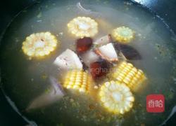香菇玉米肚片汤的做法图解14