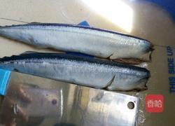 香酥秋刀鱼的做法图解1