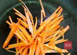 自创手抓鸡蛋卷的做法图解4