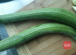 丝瓜蛋饼的做法图解1