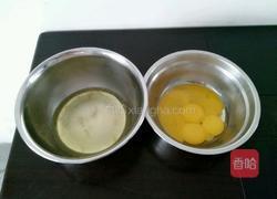 无油酸奶蛋糕（八寸）的做法图解2