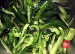 【凉拌黄瓜小菜】的做法图解4