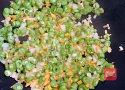 豇豆酱油炒饭的做法图解5