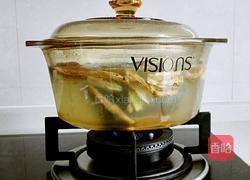 黄芪党参乌鸡汤的做法图解5