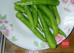 杭椒炒顺风的做法图解2