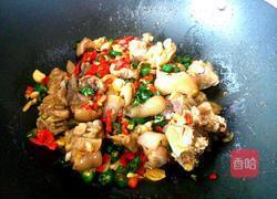 蒜香辣猪蹄的做法图解6