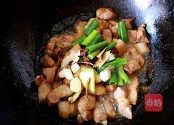 红烧肉炖豆角的做法图解5