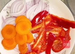 洋葱炒鳝鱼的做法图解3