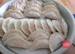 Illustration of how to make carrot and corn dumplings 12