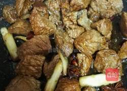 土豆烧牛肉的做法图解4