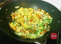 杂烩炒面的做法图解6
