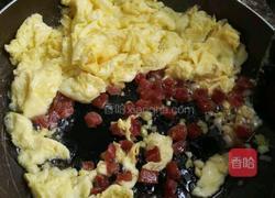 广式香肠蛋炒饭的做法图解5