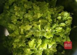 青椒猪肉饺子的做法图解3