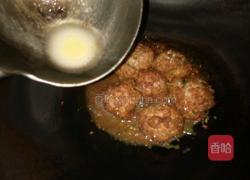 红烧狮子头家常版的做法图解13