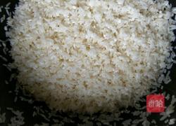焖腊饭的做法图解1