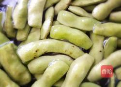 香辣毛豆的做法图解1