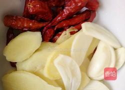 香辣毛豆的做法图解2