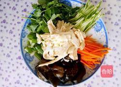 凉拌木耳腐竹的做法图解3