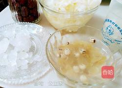 百合莲子银耳羹的做法图解2