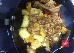 小鸡炖土豆的做法图解2
