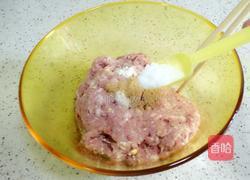 豇豆猪肉馅水饺的做法图解1