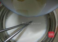 牛奶果冻的做法图解2