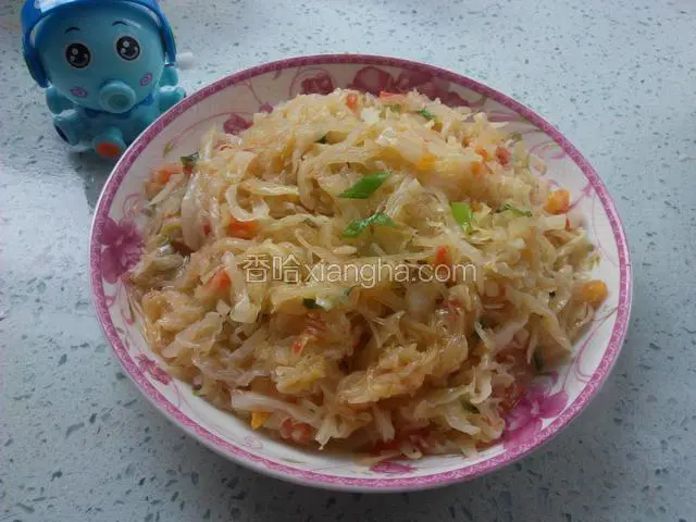 出锅装盘。