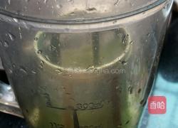 猪粉肠炒六棱豆的做法图解1