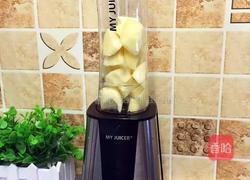 苹果鸡蛋饼，苹果豆浆，好吃到尖叫！[色]的做法图解1