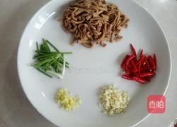 爆炒麻辣鸭肠的做法图解3