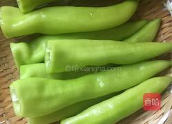 辣椒酿肉的做法图解1