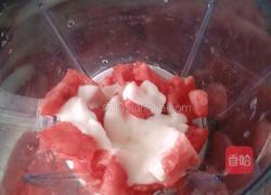 西瓜奶昔的做法图解2