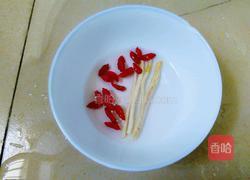 大骨莲藕汤的做法图解2