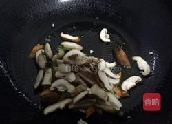 香菇炒豆腐的做法图解7