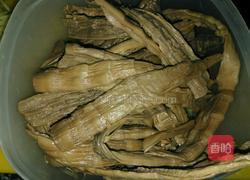 土猪肉炒笋干的做法图解1