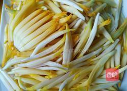 芭蕉花炒鸡丝的做法图解3