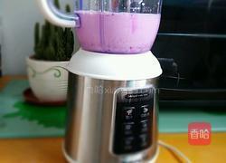 红心火龙果奶昔的做法图解2