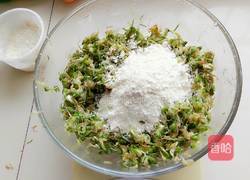 蒸槐花的做法图解5