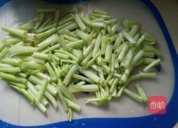 炒空心菜杆的做法图解2