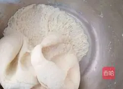 Illustration of how to make shrimp and water spinach buns 9