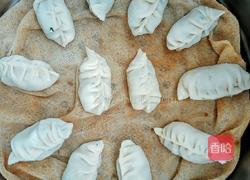 素馅玻璃饺子的做法图解5