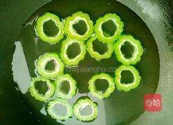 苦瓜烤鹌鹑蛋的做法图解4