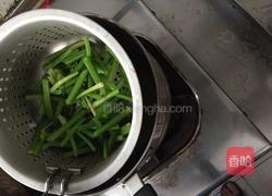 芹菜香干炒肉的做法图解11